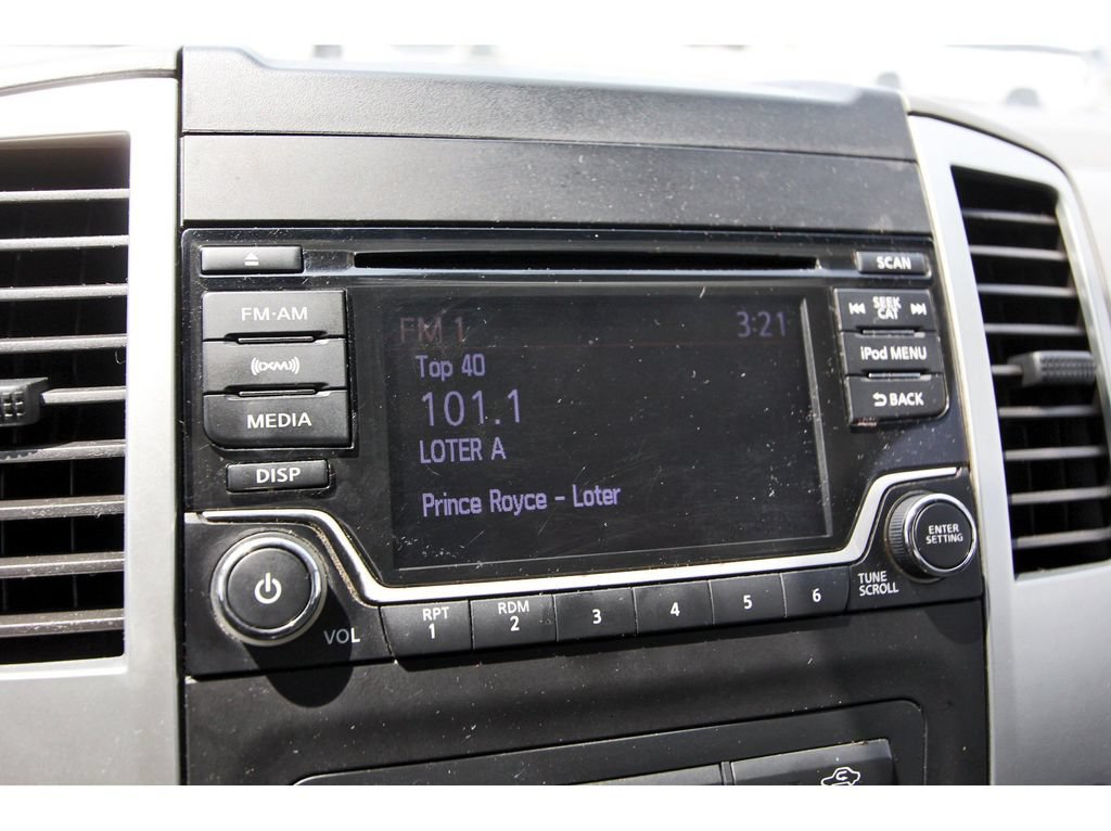 Used 2018 Nissan Frontier SV RWD image 15