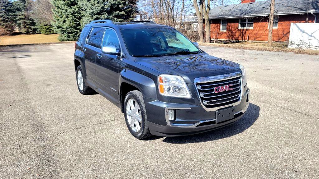 Used 2017 GMC Terrain SLT w/ Open Road Package image 1