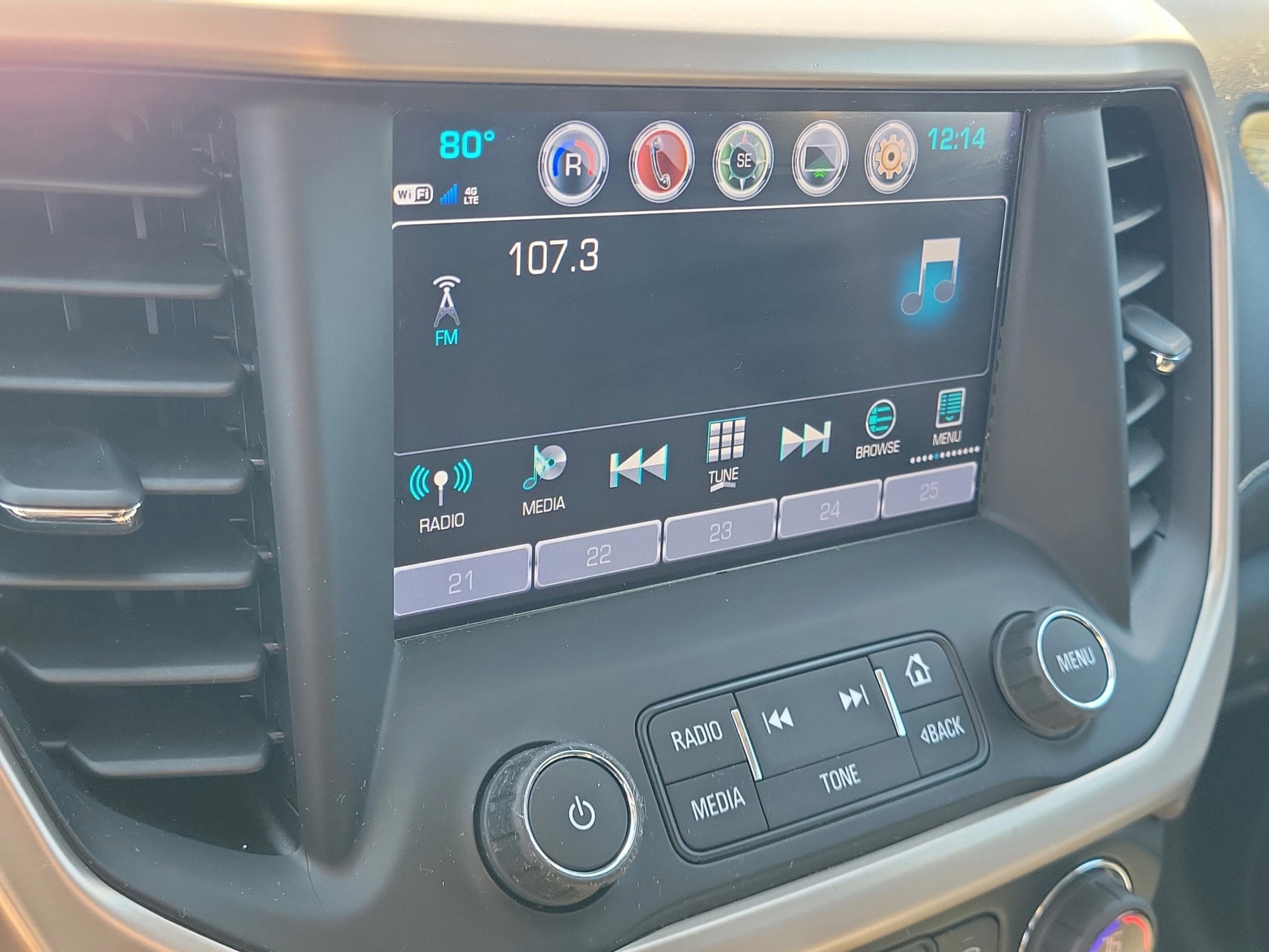 Used 2018 GMC Acadia Denali w/ Technology Package FWD image 29