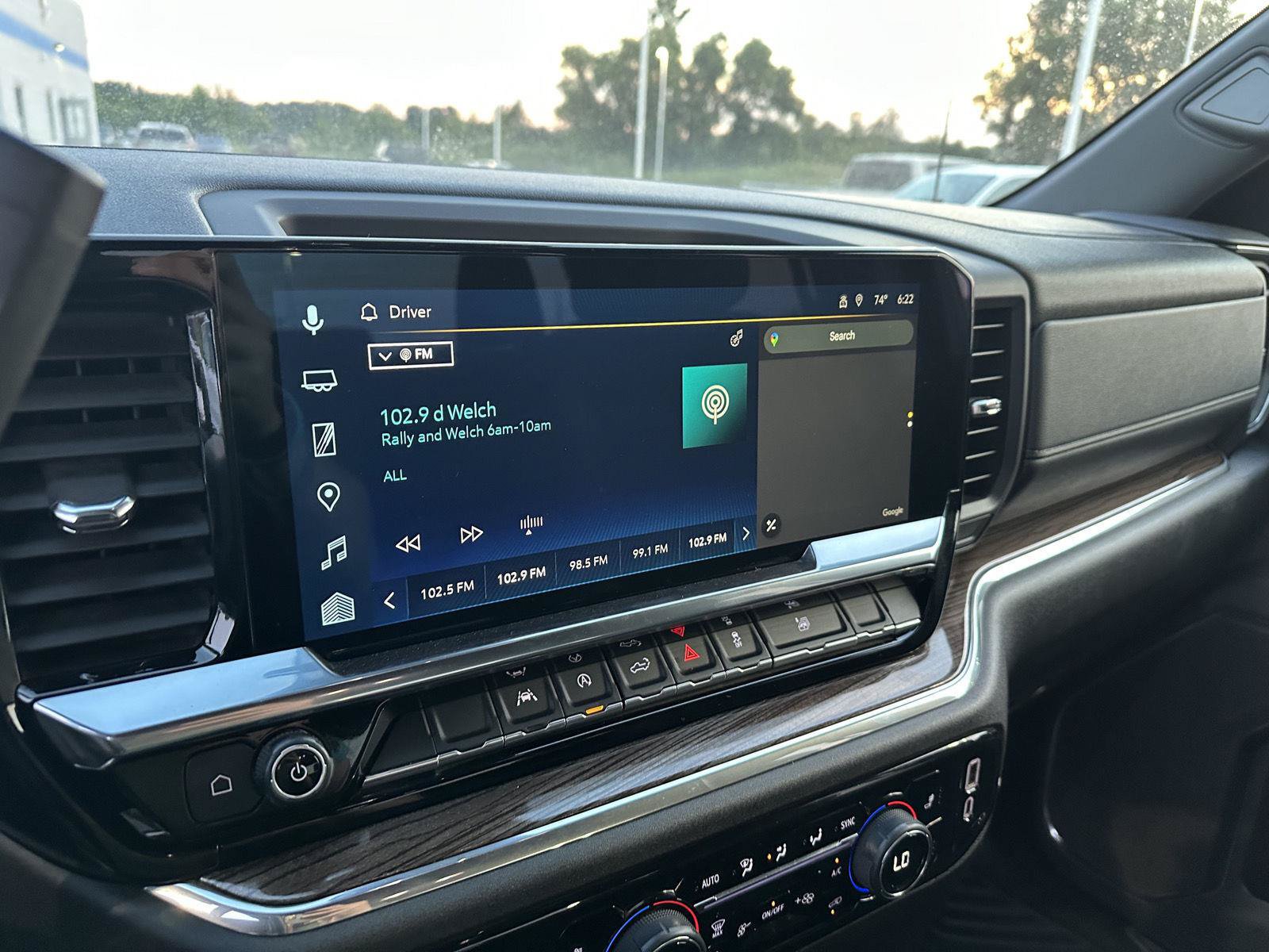 Used 2024 Chevrolet Silverado 1500 LT AWD/4WD image 29