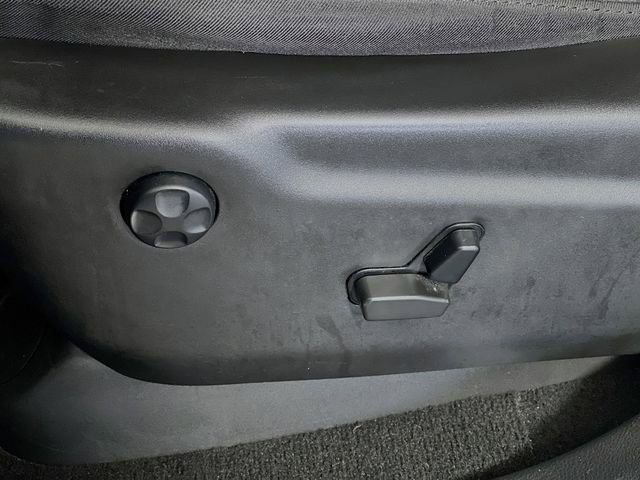 Used 2021 Jeep Grand Cherokee Laredo X image 12