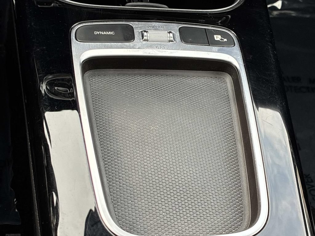 Used 2025 Mercedes-Benz CLA 250 4MATIC image 39