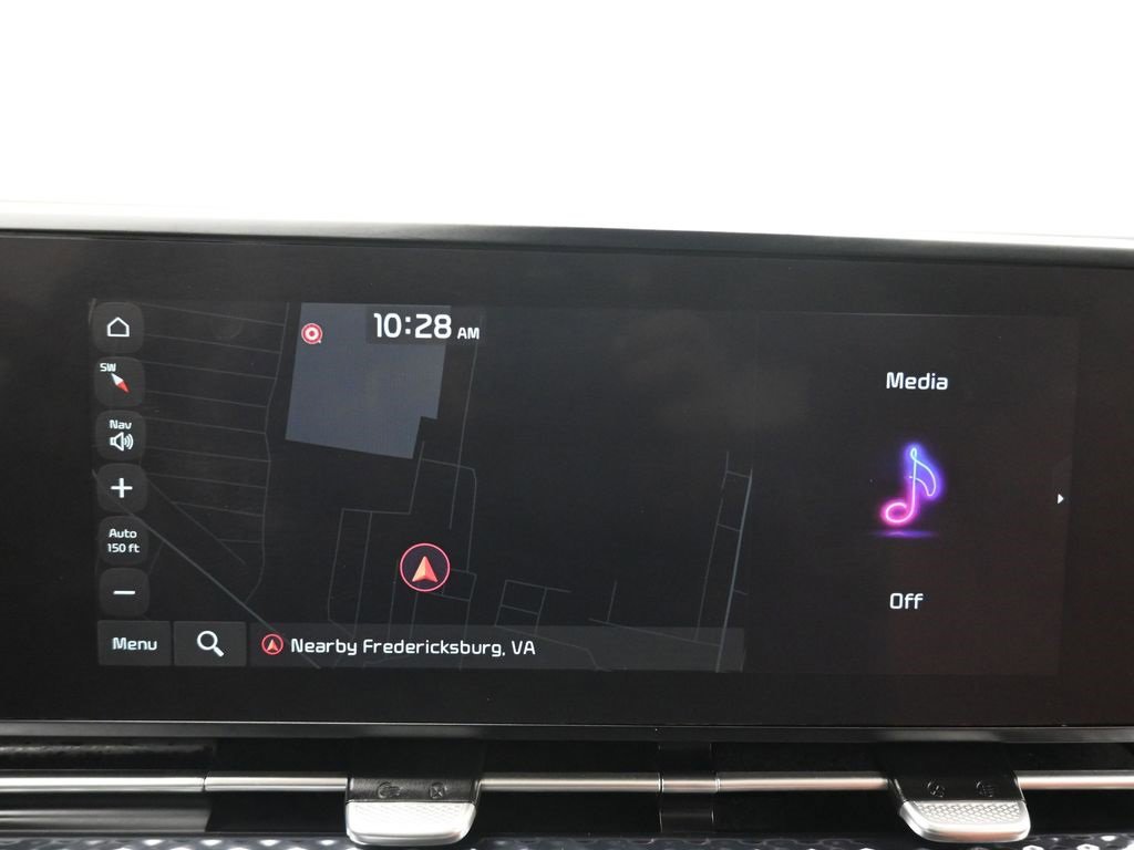 Used 2024 Kia Carnival SX Prestige image 19