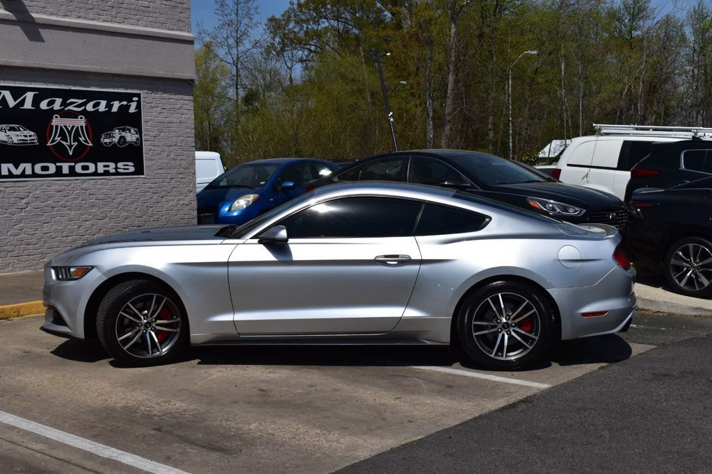 Used 2016 Ford Mustang Coupe RWD image 3