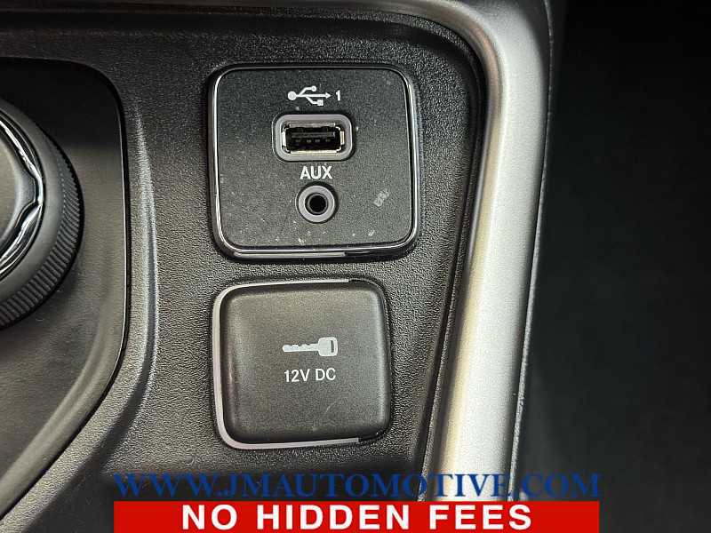 Used 2019 Jeep Compass Latitude w/ Popular Equipment Group image 40