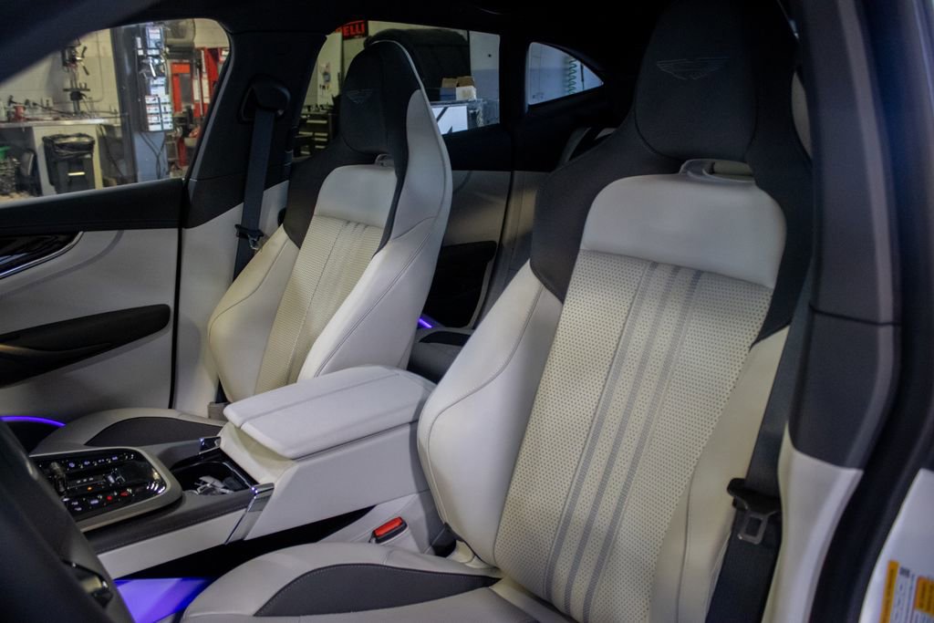 New 2025 Aston Martin DBX 707 image 17
