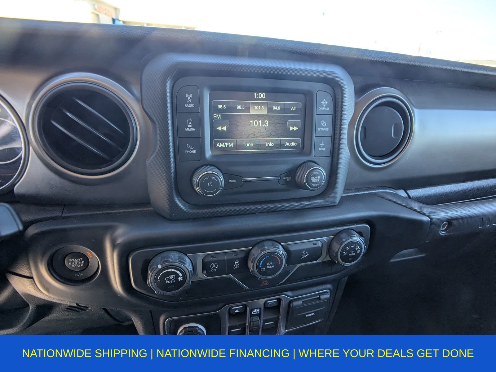 Used 2019 Jeep Wrangler Unlimited Sport S image 21