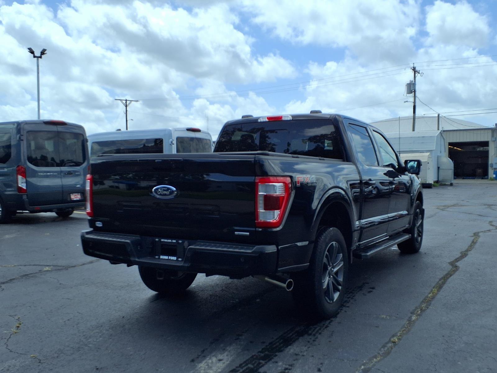 Used 2023 Ford F150 Lariat AWD/4WD image 2