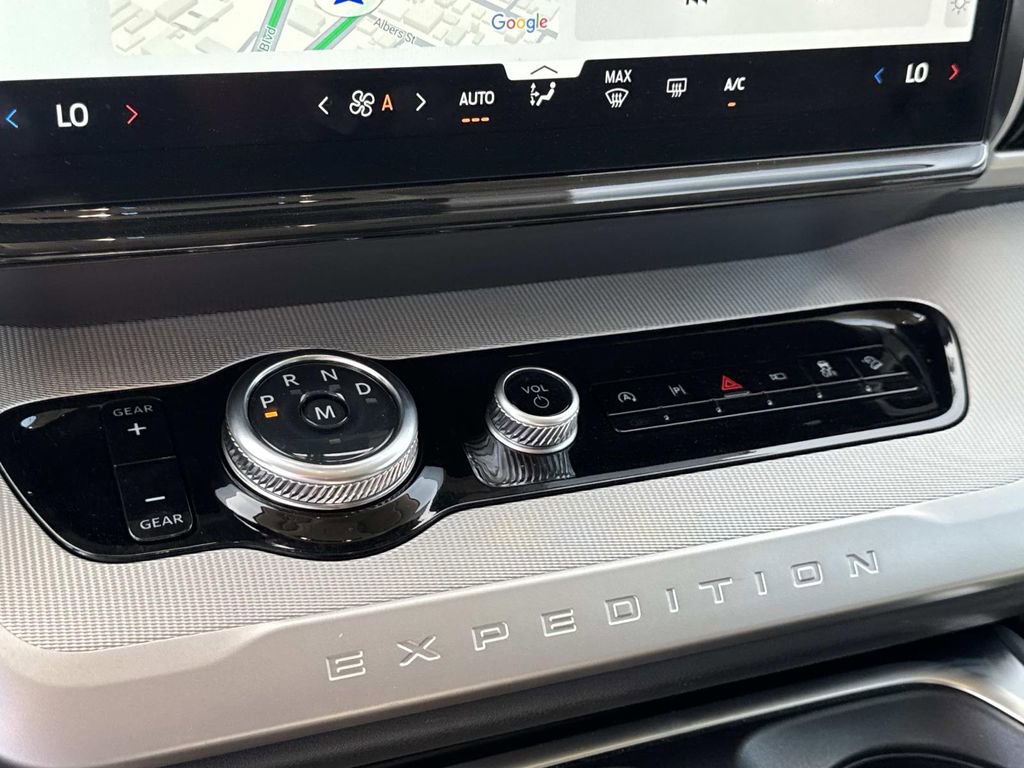 Certified 2025 Ford Expedition Max Active AWD/4WD image 16