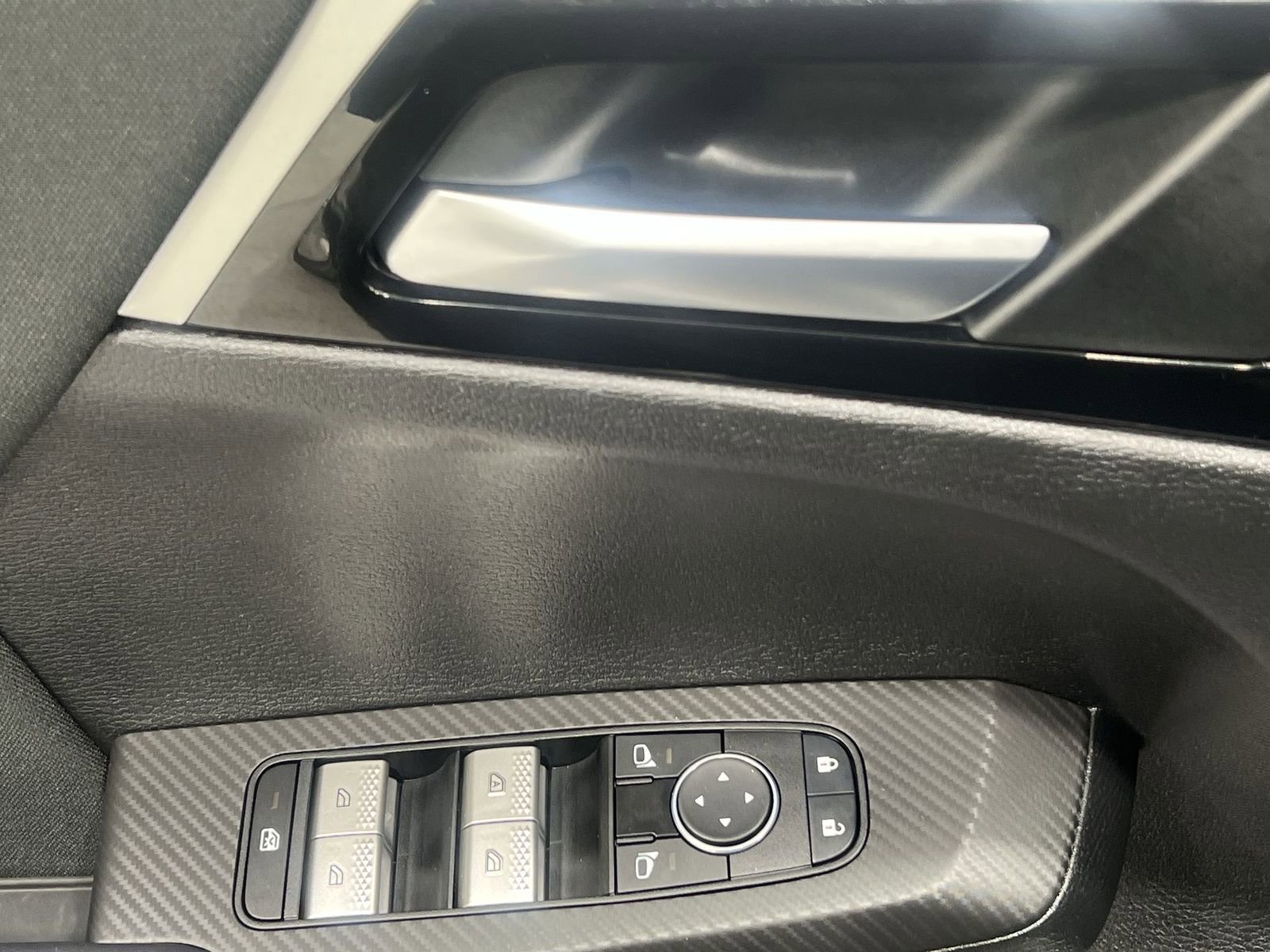 Used 2024 Mitsubishi Outlander ES image 13