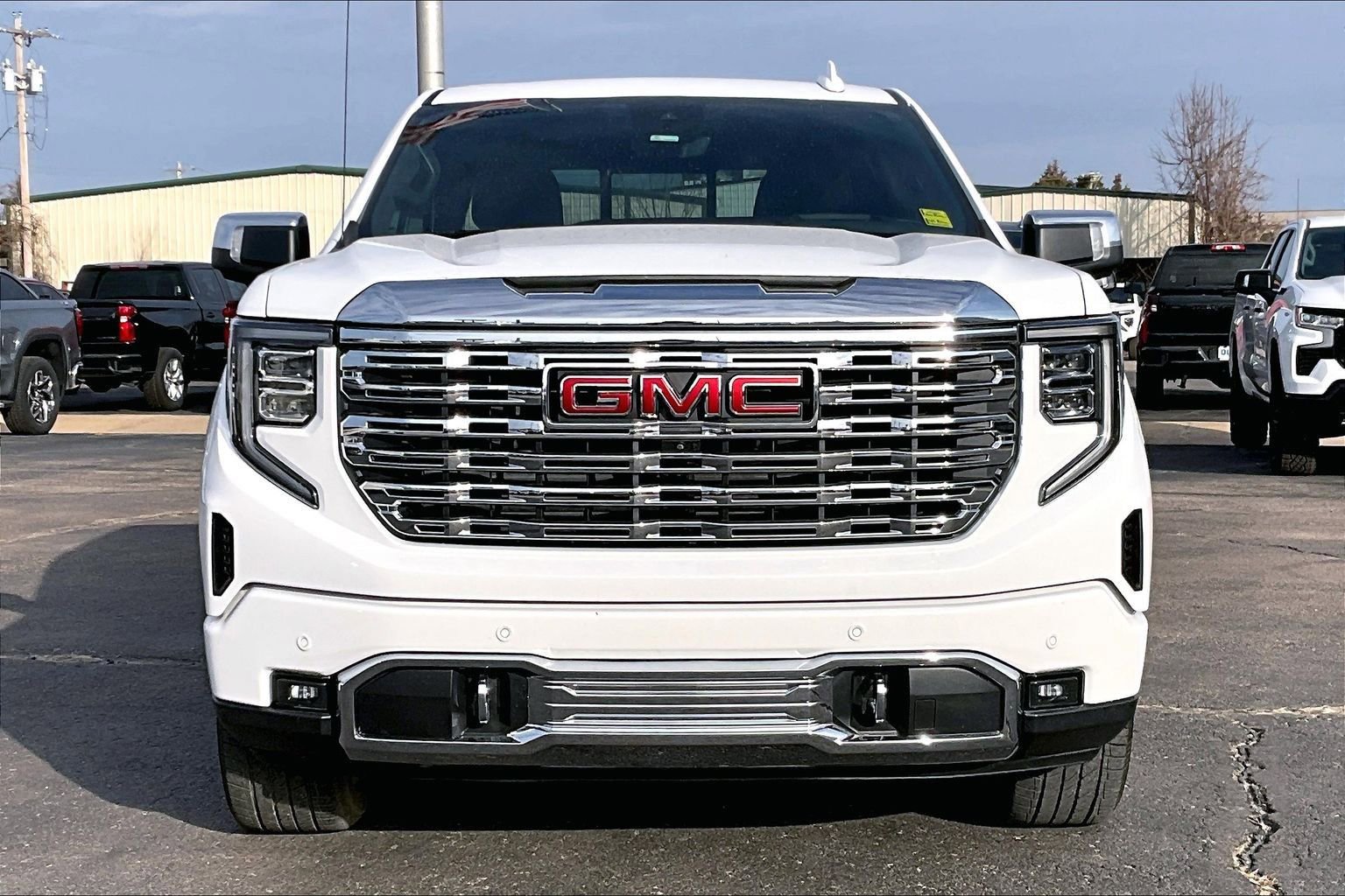 Used 2022 GMC Sierra 1500 Denali w/ Denali Reserve Package image 3