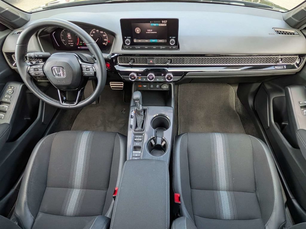 Used 2025 Honda Civic Sport image 13