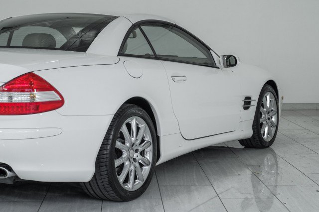 Used 2008 Mercedes-Benz SL 550 image 55