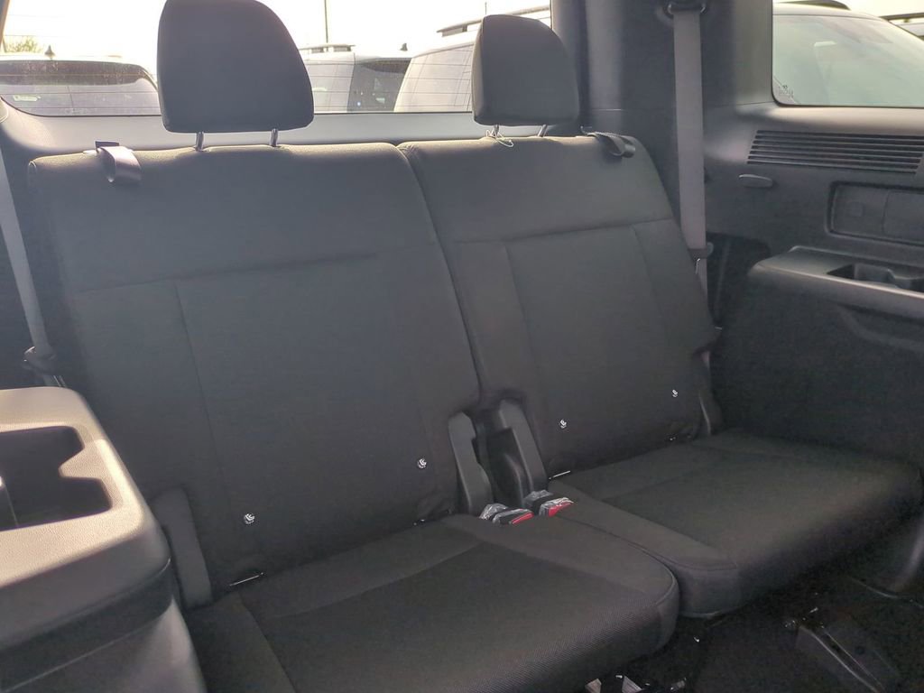 New 2026 Hyundai Santa Fe SE image 16