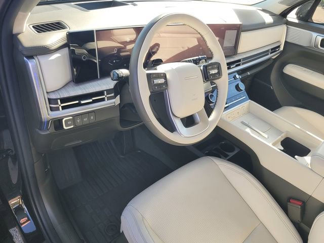 Used 2024 Hyundai Santa Fe Calligraphy FWD image 9