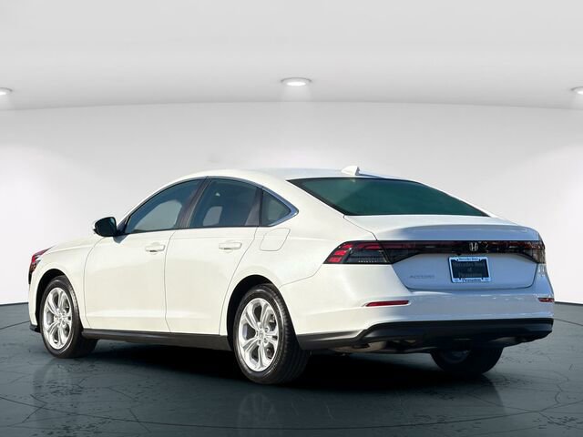 Used 2025 Honda Accord LX image 5
