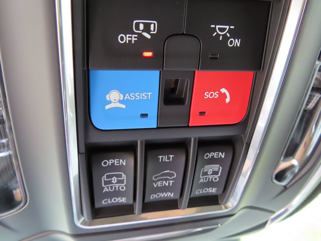 New 2026 Jeep Grand Cherokee Summit AWD/4WD image 17