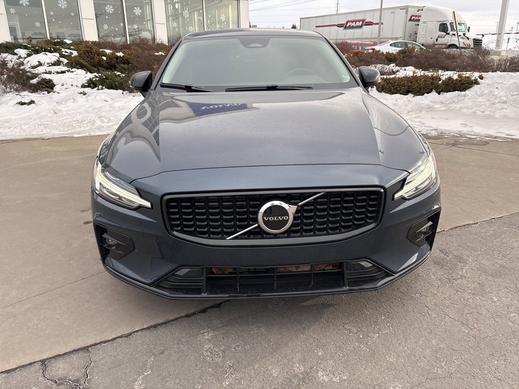 Certified 2023 Volvo S60 B5 Core w/ Climate Package image 3