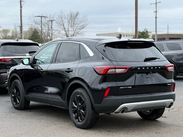 Certified 2024 Ford Escape Active AWD/4WD image 44