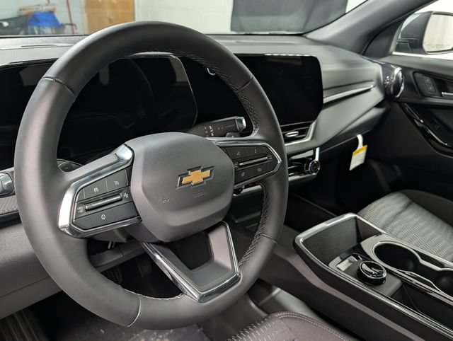 New 2027 Chevrolet Equinox LT FWD image 16