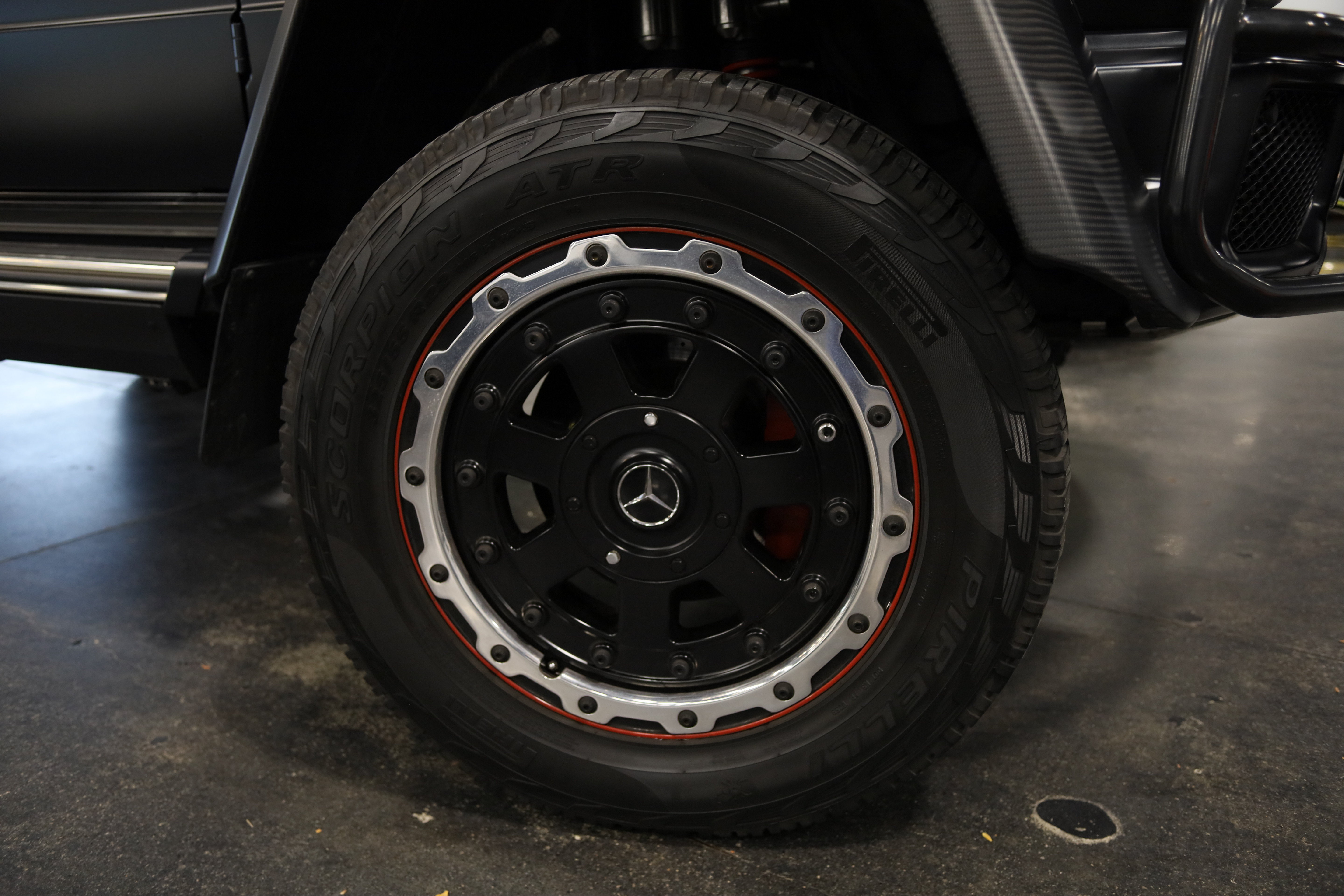 Used 2018 Mercedes-Benz G 550 Squared image 11