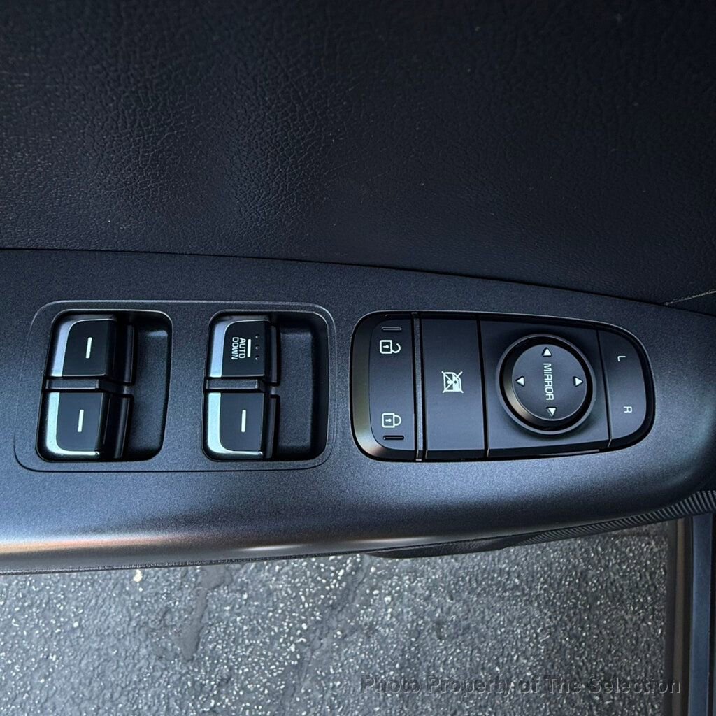 Used 2018 Kia Sportage LX image 20