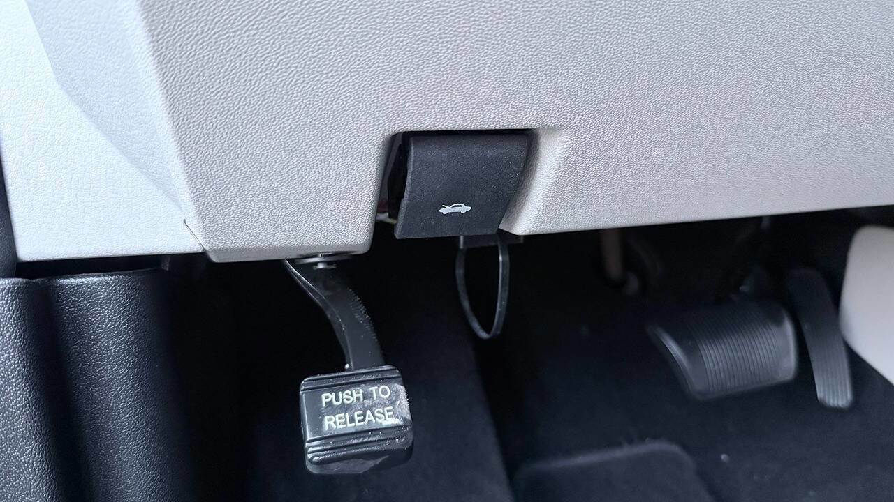 Used 2019 Dodge Grand Caravan SE FWD image 42