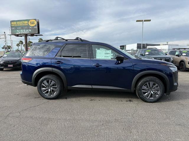 New 2026 Nissan Pathfinder SV image 7
