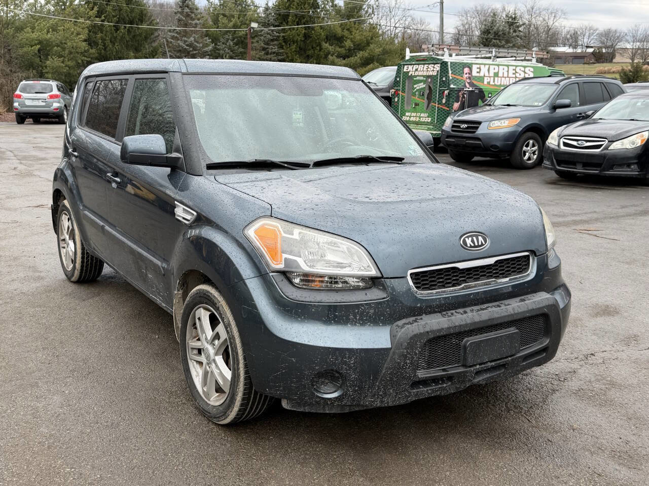 Used 2011 Kia Soul + image 1