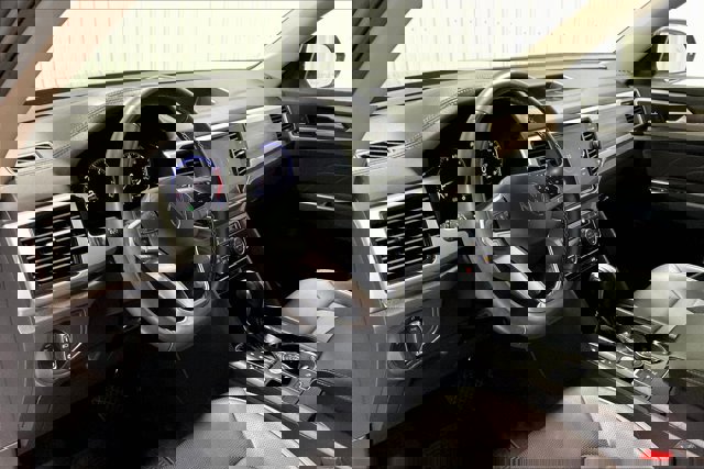 Used 2021 Volkswagen Atlas SEL Premium image 14