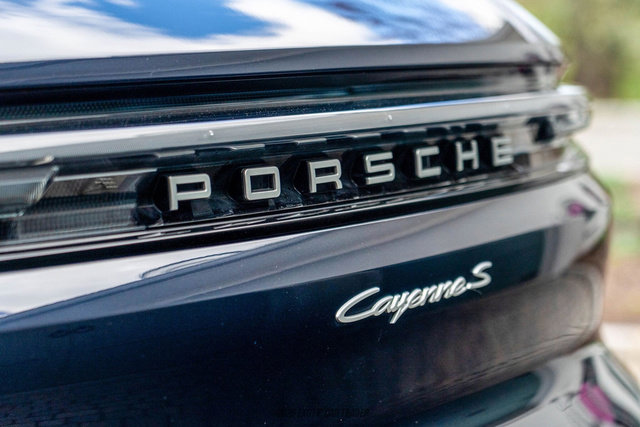 Used 2024 Porsche Cayenne S image 91
