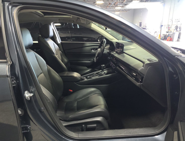 Used 2023 Honda Accord EX-L image 32