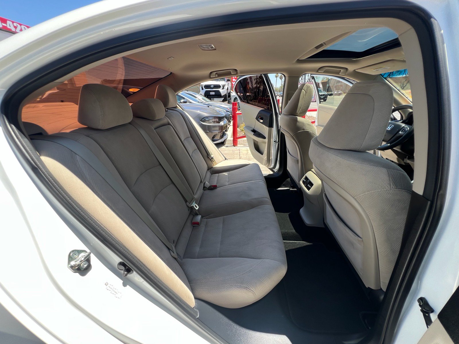 Used 2013 Honda Accord EX image 31