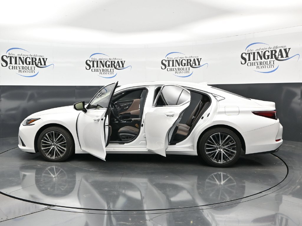 Used 2024 Lexus ES 350 w/ Premium Package FWD image 37