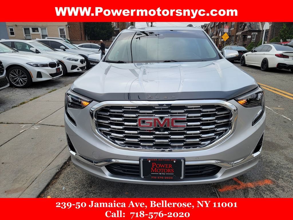 Used 2020 GMC Terrain Denali w/ Denali Premium Package image 2