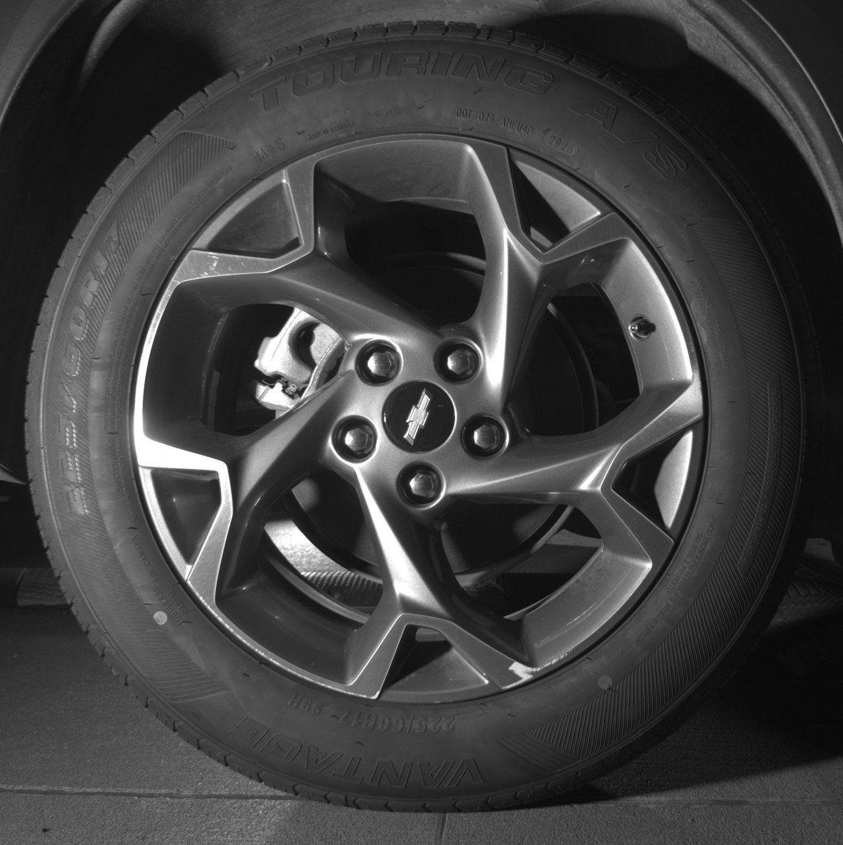 Used 2025 Chevrolet Trax LT w/ LT Convenience Package FWD image 15