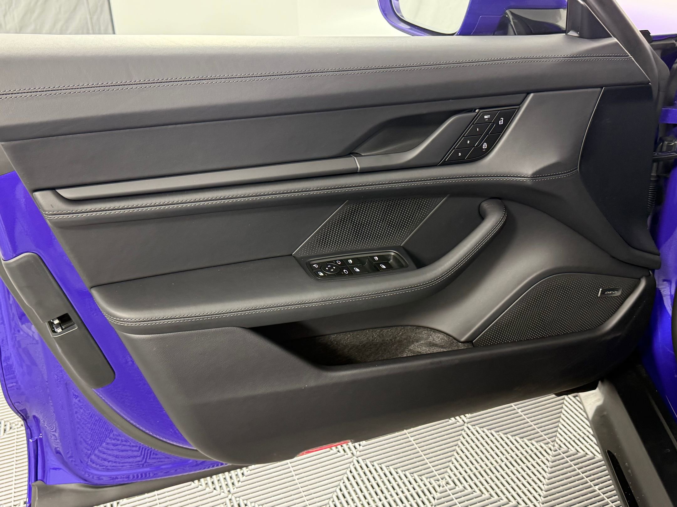 New 2026 Porsche Taycan GTS image 13