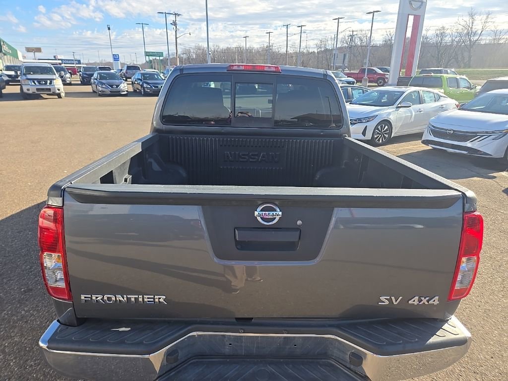 Used 2018 Nissan Frontier SV image 8