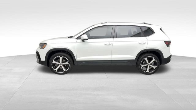 Used 2025 Volkswagen Taos SEL AWD/4WD image 5