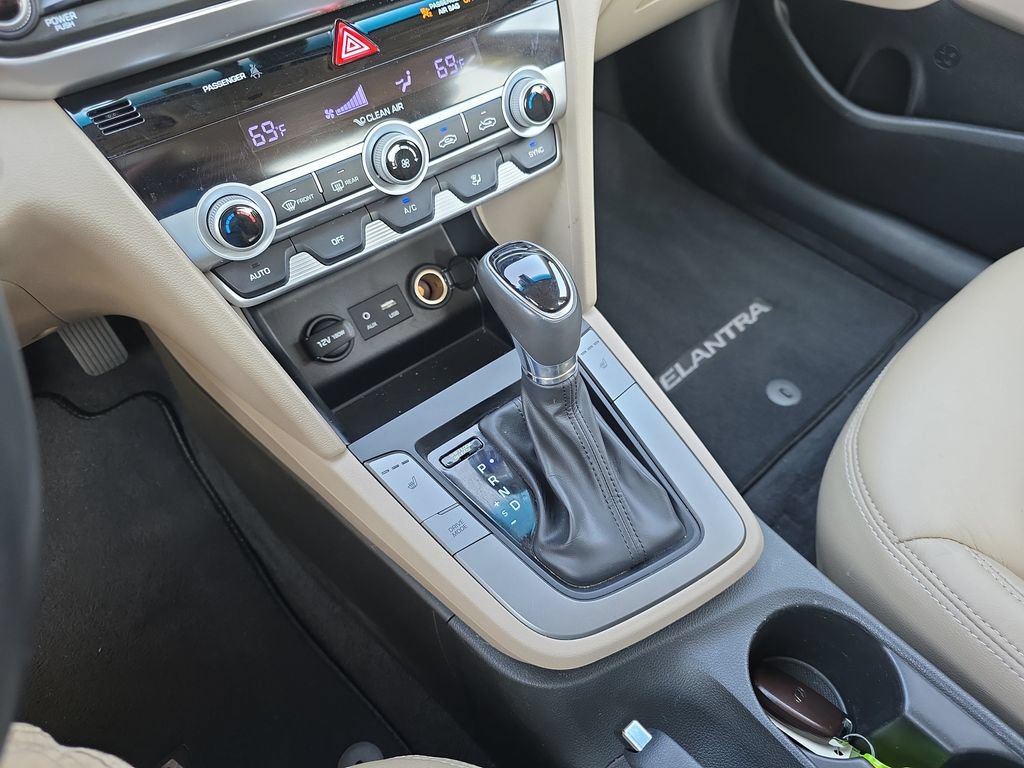 Used 2019 Hyundai Elantra Value Edition w/ Winter Weather Package FWD image 26