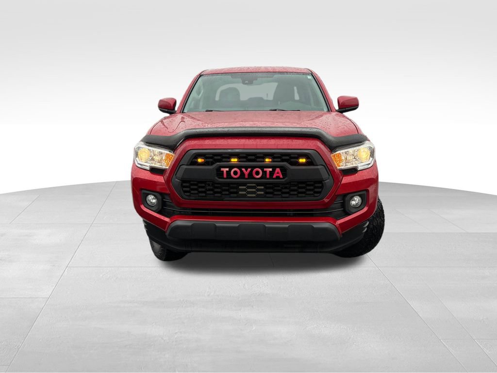 Used 2020 Toyota Tacoma SR image 2