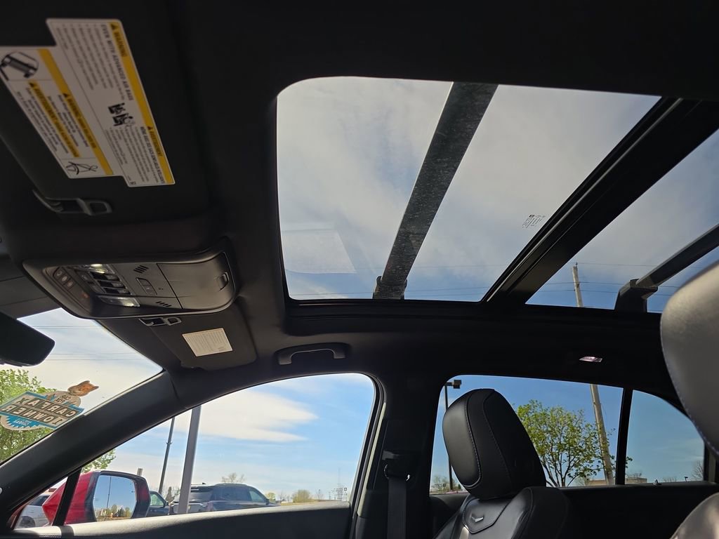 Used 2024 Cadillac XT4 Sport image 21