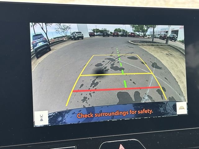 Certified 2024 Toyota Venza XLE image 18