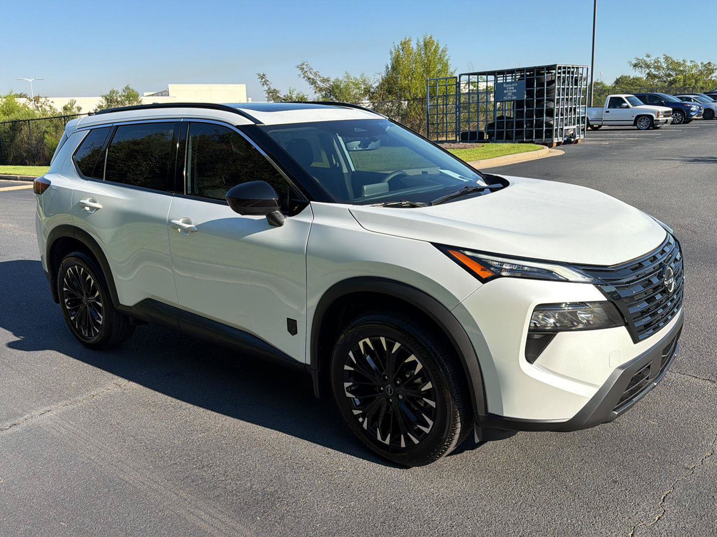 New 2026 Nissan Rogue Dark Armor FWD image 7