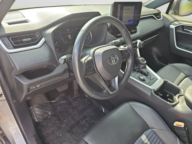 Used 2023 Toyota RAV4 XSE AWD/4WD image 19