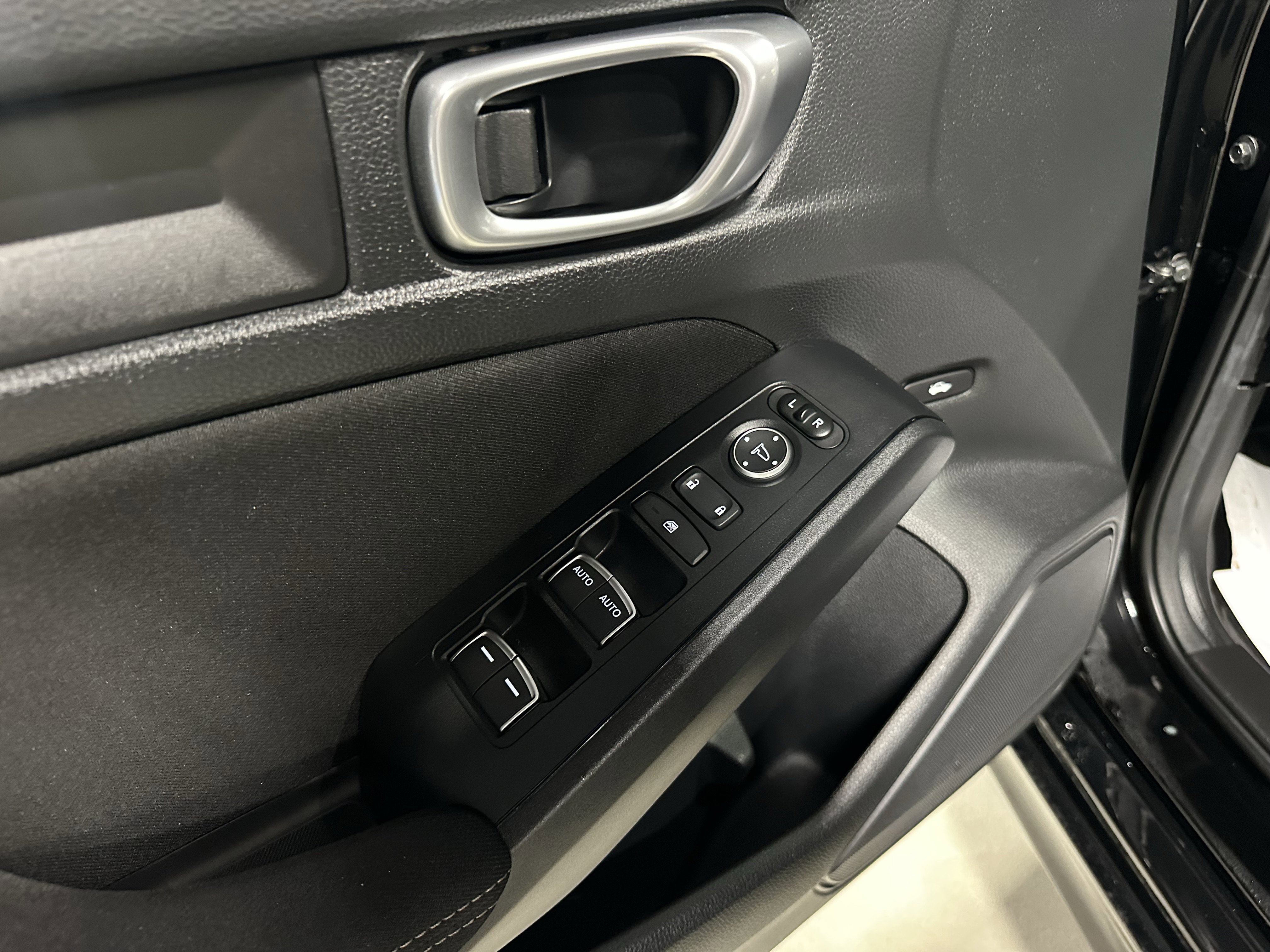 Used 2024 Honda Civic Sport image 16