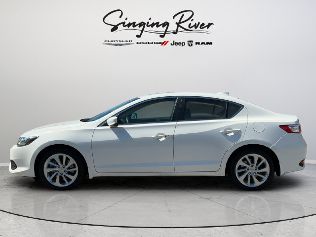 Used 2017 Acura ILX FWD image 4