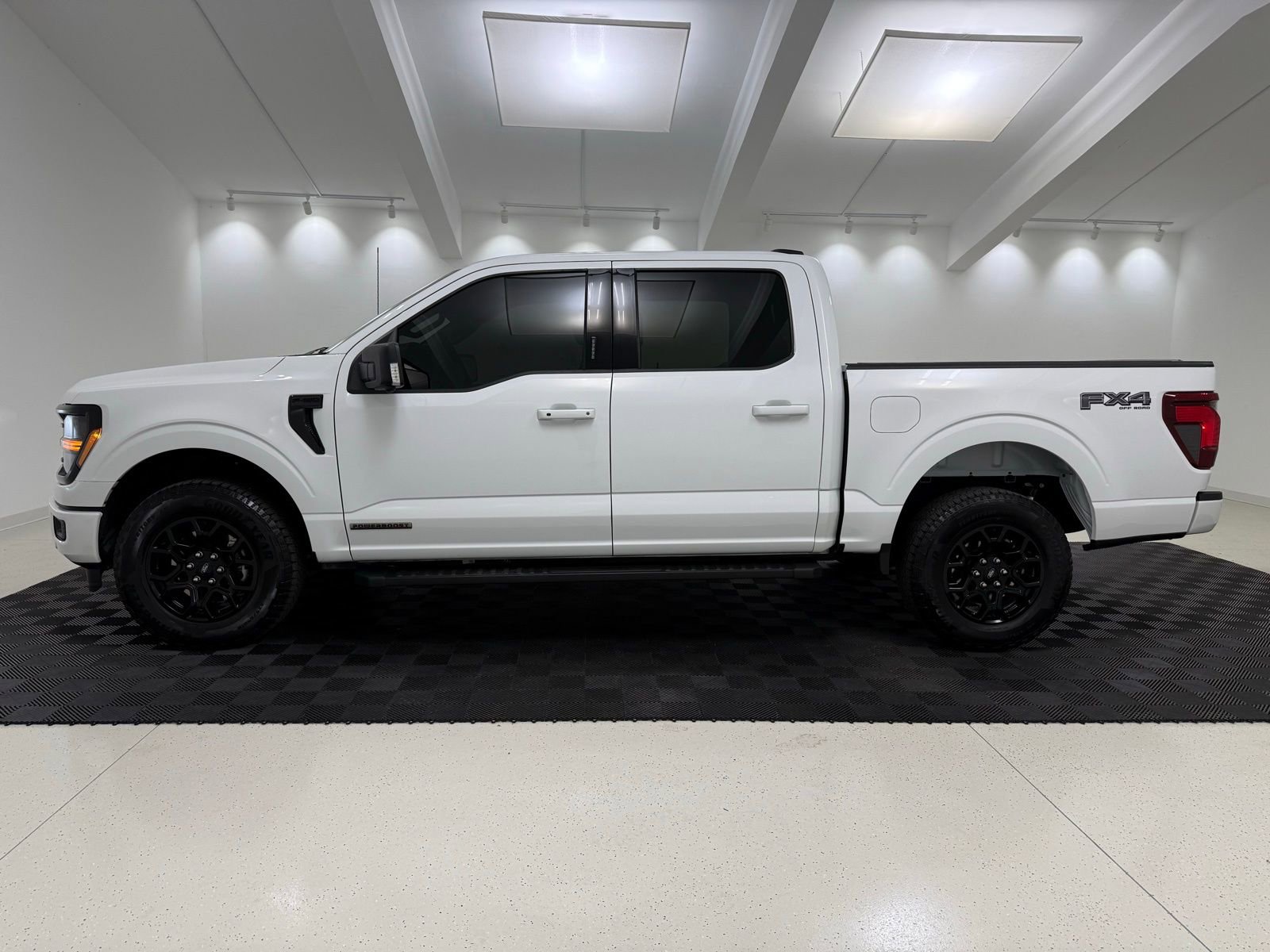 Used 2024 Ford F150 XLT w/ Equipment Group 302A MID image 4