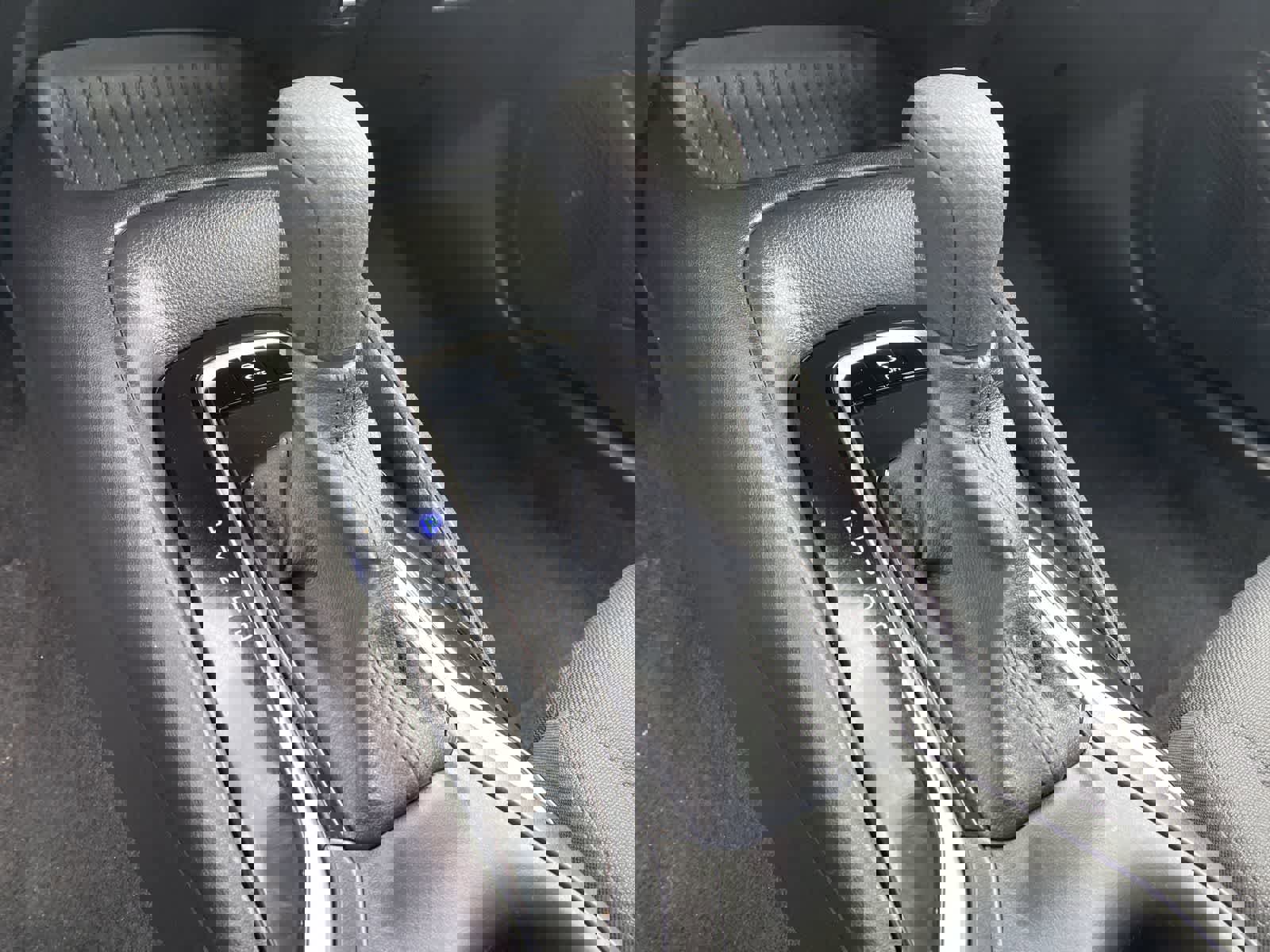 Used 2025 Toyota Corolla LE image 31