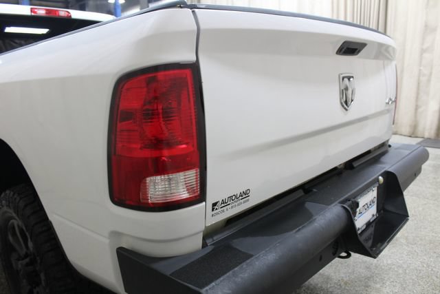 Used 2016 RAM 2500 Tradesman w/ Chrome Appearance Group AWD/4WD image 10